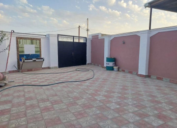 Masazırda Laçın mektebin arxasinda 2 sotun içerisinde 90