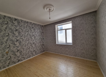 ACİQ EYVANLİ EV SATİLİR. Savalan qes.Marsruta,yola,mektebe