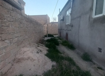 Bine safxoz 160 190 nomreli masurutun yolnun usdunde 4 sot