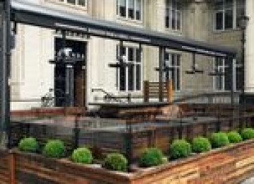 Motorlu markiza. Kasetli markiza. Acılan tent. Kasetli tent