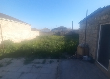 Hovsan puta xeyalar adasi deyilen erazide 4 sotda 2 otaq