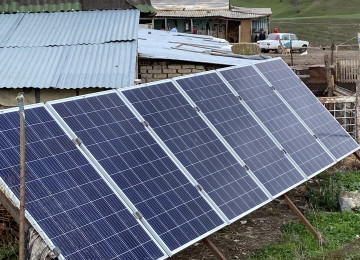 Video və şəkillərdə gördüyünüz bu yataq satılır. Yataq Şəki