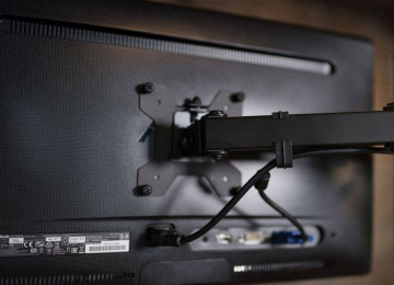 Ətraflı Şəkildə yazılıb.Stolüstü iki monitorluq kronşteyn