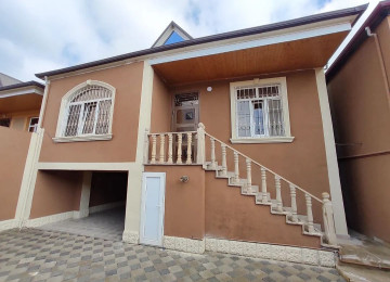 TECİLİ Abseron Rayon Saray qesebesinde alimler binanın