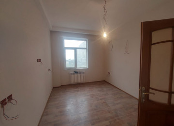 Xətai metrosunun cixişindan Bulvar istiqamətinde yeni