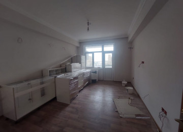 Xətai metrosunun cixişindan Bulvar istiqamətinde yeni