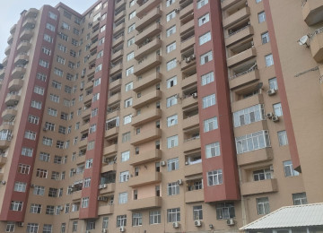 Xətai metrosunun cixişindan Bulvar istiqamətinde yeni