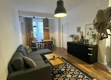 Mənzilin Kodu 1085 C Xırdalan şəhərinin Tam Mərkəzində