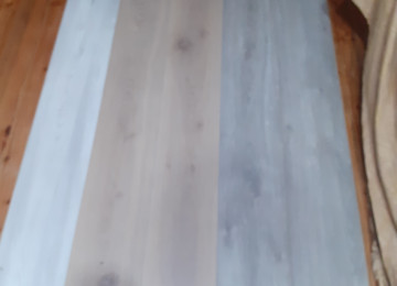 Laminant satilir Belarusiya istehsalidir Qalin laminantdi