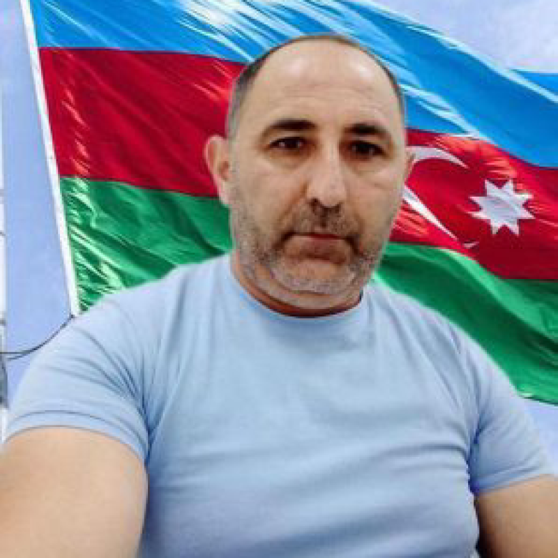 Mühafize işi axtariram 43 yaşim var boyum 1.78 cekim 85 .2002--2015 ci ile qeder
