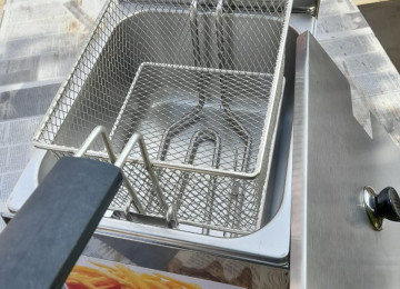 Yerli istehsalımız və ya xaricdən istəyə uyğun sifarişlərlə