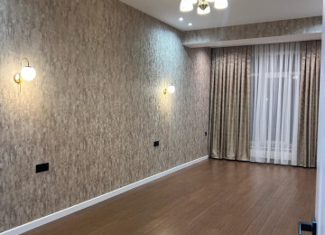 Şərifzadə küçəsində, 2 saylı Tibb Kolleci ilə üzbəüz,