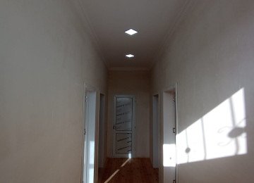 Zabrat qes.Kerpic zavod yolu 118 A marşrutdan 300 metr