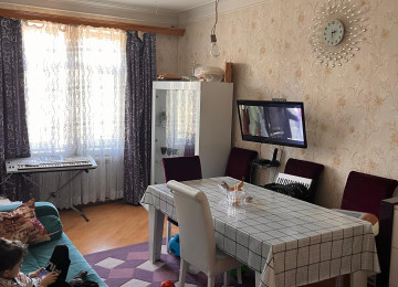 Həzi Aslanov, Gəncə prospektində təmirli 3 otaqlı mənzil