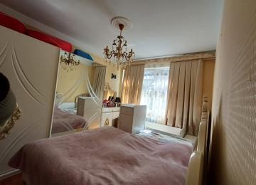 3-cü mikrorayonda 3 otaqlı mənzil Mərtəbə: - 3/5 Sahəsi: -