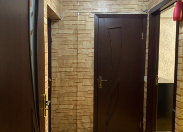 KUPÇALI. ƏŞYALI. Xırdalan Bakı-Sumqayıt yolunun kənarında