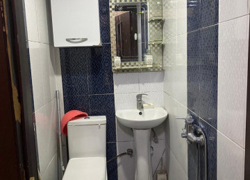 KUPÇALI. ƏŞYALI. Xırdalan Bakı-Sumqayıt yolunun kənarında