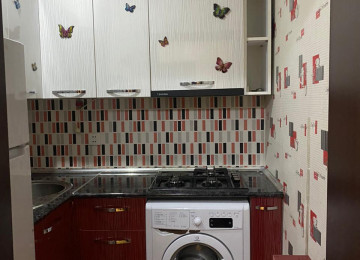 KUPÇALI. ƏŞYALI. Xırdalan Bakı-Sumqayıt yolunun kənarında