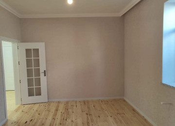 Suraxanı rayonu Hövsan qes. maşın bazarın arxasında 2 sotun