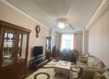 Həzi Aslanovda 3 otaqlı təmirli mənzil Lahiyə: - Yeni