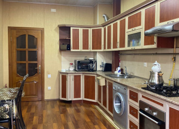 Həzi Aslanovda 3 otaqlı təmirli mənzil Lahiyə: - Yeni