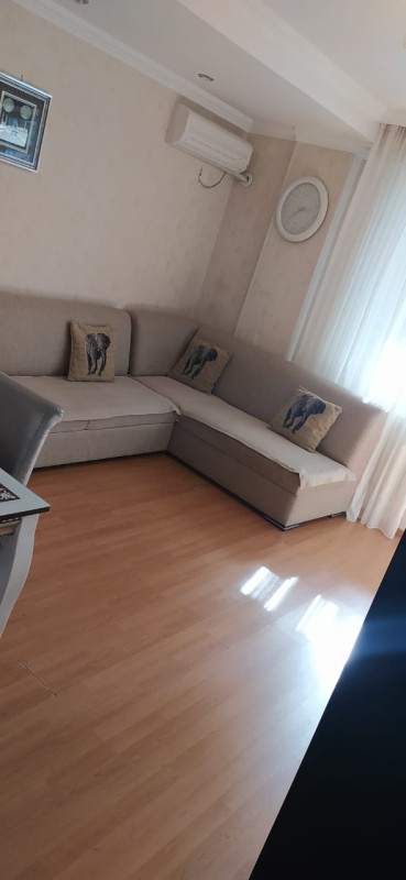 2 otaqlı kupçalı mənzil Abşeron Gənclər Şəhərciyində ÜSTÜ BETON MONALİT YAŞAYIŞ SAHƏSİ QANUNİ MƏNZİL LİFT QAPIYA