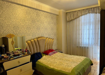 Əhmədlidə 3 otaqlı mənzil Lahiyə: - Yeni Tikili Mərtəbə: -