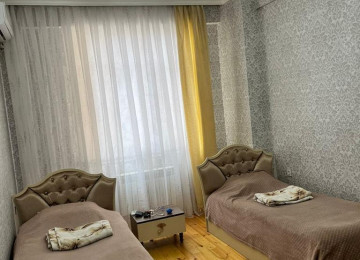 Əhmədlidə 3 otaqlı mənzil Lahiyə: - Yeni Tikili Mərtəbə: -