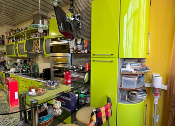 Yasamalda 3 otaqlı mənzil Lahiyə: - Yeni Tikili Mərtəbə: -