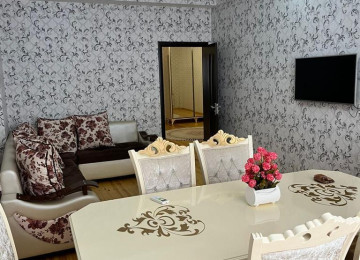 Əhmədlidə 3 otaqlı mənzil Lahiyə: - Yeni Tikili Mərtəbə: -