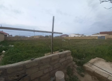 Turkan kendi 20 sotda 2 otaqli heyet evi satiada cox tecili