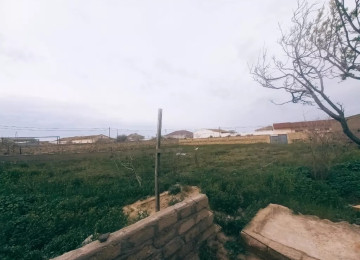 Turkan kendi 20 sotda 2 otaqli heyet evi satiada cox tecili