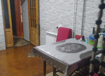 Hövsanda 2 otaqlı mənzil Lahiyə: - Kiyev Mərtəbə: - 3/9