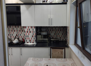 8-ci kilometrdə 5 otaqlı mənzil Lahiyə: - Leninqrad