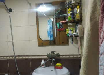 Hövsanda 2 otaqlı mənzil Lahiyə: - Kiyev Mərtəbə: - 3/9