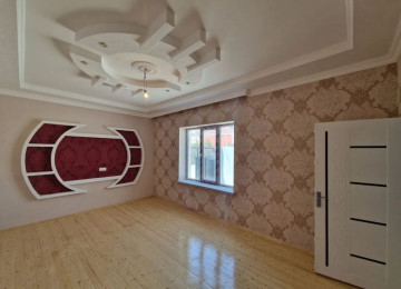 Salam Zabrat istixanaya yaxin 110 kv.m 2 sotda ev satilir.3