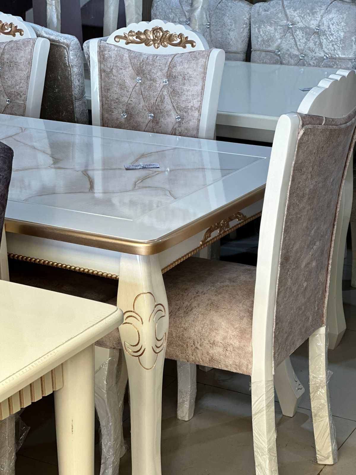 Masa və oturacaqlar Fabrik istehsalı Anbardan birbaşa satış