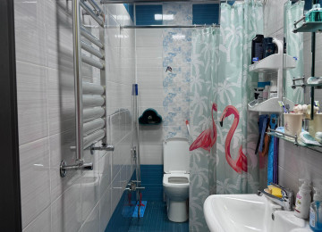 Yeni Günəşli, V massivində təmirli, tam əşyalı 2 otaqlı