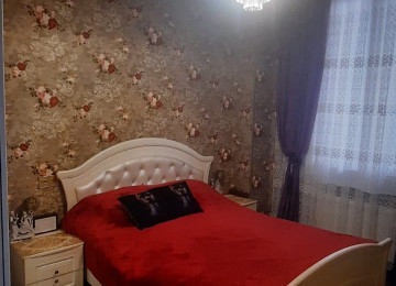 Zığda 3 otaqlı təmirli mənzil Lahiyə: - Yeni Tikili