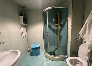 Yasamal Parkı yaxınlığında, tam təmirli 3 otaqlı mənzil