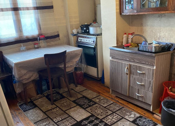 Gəncə prospektində 9 mərtəbəli leninqrad layihəli binanın