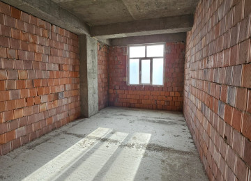 MASAZIRIN GİRİŞİNDƏ MASAZIR DAİRƏSİNİN ADDIMLIĞINDA