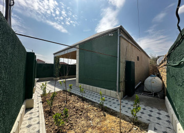 Məhəmmədli yolu əsas yola 100 metr mesafede yaxın 2,5 sot