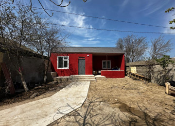 KURDEXANI yolu əsas yola 100 metr mesafede yaxın 3 sot 100