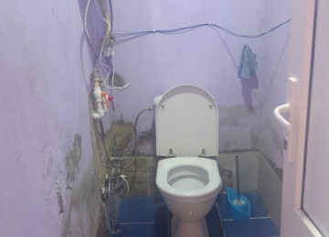 Ramani gulculuk 1,5 sotda 100 kvm.3 otaqli seliqeli ev