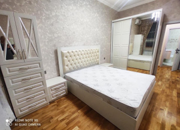 Qara Qarayev metrosuna yaxin . Kristal Apsheron Xezer