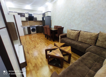 Qara Qarayev metrosuna yaxin . Kristal Apsheron Xezer