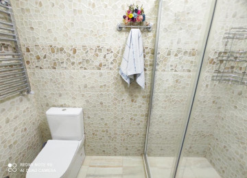 Qara Qarayev metrosuna yaxin . Kristal Apsheron Xezer