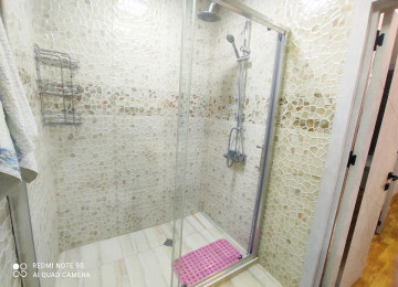 Qara Qarayev metrosuna yaxin . Kristal Apsheron Xezer