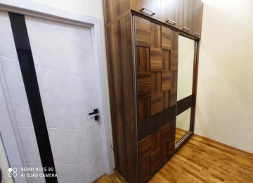 Qara Qarayev metrosuna yaxin . Kristal Apsheron Xezer